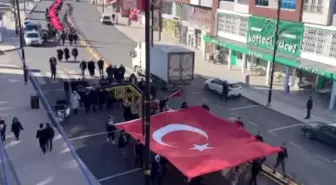 Şehit askerlerimiz için teröre tepki yürüyüşü düzenlendi