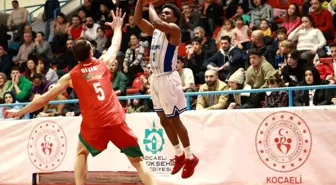 Kocaeli Büyükşehir Belediye Kağıtspor, Semt77 Yalovaspor'a mağlup oldu