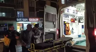 Adıyaman'ın Besni ilçesinde yangın çıktı, 2 kişi dumandan etkilendi