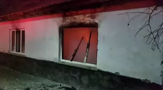 Çorum Alaca'da Elektrikli Isıtıcıdan Çıkan Yangında Maddi Hasar Oluştu