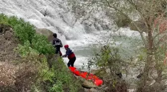 Osmaniye'de Dere Yatağındaki Kayalığa Düşen Kişi Hayatını Kaybetti