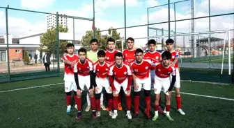 Gültepespor U18, E.M. Döğerspor'u 15-1 gibi farklı yenerek galip geldi