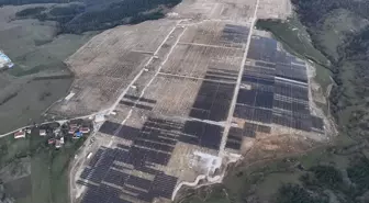 Samsun'da Yapımı Devam Eden Güneş Enerji Santrali Yılda 90 Milyon Kilovatsaat Elektrik Üretecek