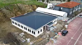 Menemen Belediyesi, Ulukent Semt Polikliniği ve Asarlık Aile Sağlık Merkezi'ni açılışa hazırlanıyor