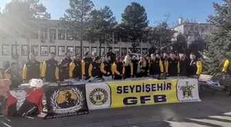 Seydişehir'de şehitler için lokma dağıtıldı