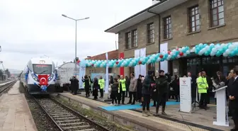 TCDD, Burdur'da Güller Ekpresi seferlerine başladı