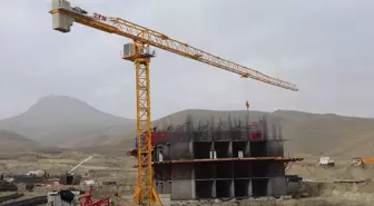 Yeşilhisar Belediye Başkanı TOKİ Şantiyesini Ziyaret Etti