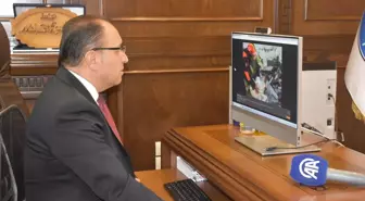 AKÜ Rektörü Prof. Dr. Mehmet Karakaş, AA'nın 2023'e damga vuran fotoğraflarını oyladı