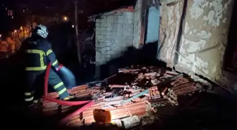 Bilecik'te Metruk Binada Çıkan Yangın Korku Dolu Anlar Yaşattı