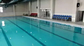 Düzce'de Kapalı Yüzme Havuzu İnşaatı Tamamlandı