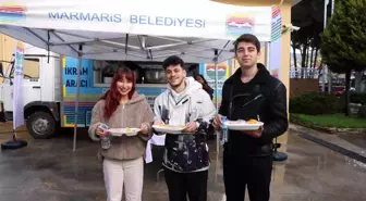 Marmaris Belediyesi, Sağlık Meslek Yüksekokulu Öğrencilerine Sıcak Yemek İkramında Bulundu
