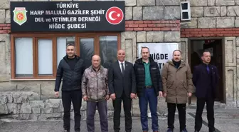 Niğde ve Kırşehir'de Harp Malulü Gaziler Derneği üyeleri PKK'ya tepki gösterdi