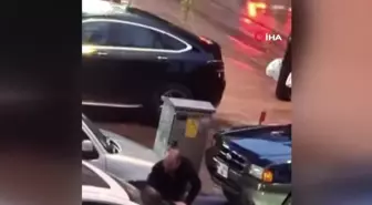 Trafikte eski sevgili dehşeti: Otomobilin önünü kesip saldırdı, tehdit etti