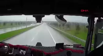 Düzce Belediyesi, Tehlikeli Trafik Hareketleri Yapan Minibüse Cezai İşlem Uyguladı