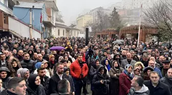 AK Parti Artvin Belediye Başkan Adayı Mehmet Kocatepe, Kalabalık Bir Grup Tarafından Karşılandı