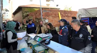 Edremit Belediyesi Zabıta Müdürlüğü Çarşamba Pazarı'nda Denetim Gerçekleştirdi