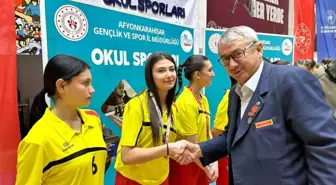 Afyonkarahisar'da Genç Kızlar Futsal Müsabakaları Sona Erdi