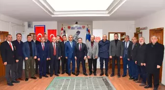 Kırşehir Valisi Hüdayar Mete Buhara, şehit aileleri ve gazilerle bir araya geldi