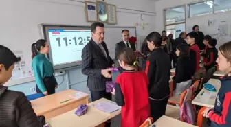 Oğuzlar Belediye Başkanı öğrencilerle langırt oynadı