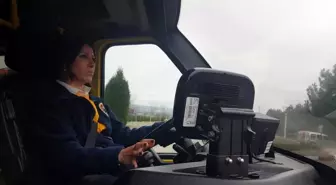 Karabük'ün tek kadın minibüs şoförü göreve başladı