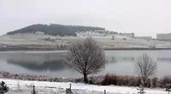 Sivas'ta kar ve tipi nedeniyle 22 yerleşim yerine ulaşım sağlanamıyor