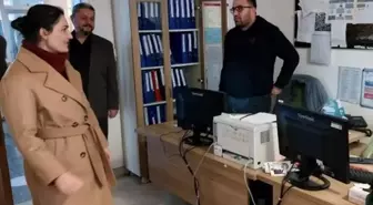 Yozgat'ın Çekerek ilçesinde Kaymakam hastaları ziyaret etti