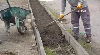 Edremit Belediyesi Yeşil Alanları ve Parkları Yenilemeye Devam Ediyor