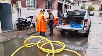 Efeler Belediyesi, Su Baskınlarından Mağdur Olan Vatandaşlara Yardım Etti