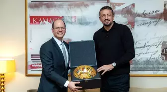 FIBA Genel Sekreteri Basketbol Gelişim Merkezi'ni Ziyaret Etti