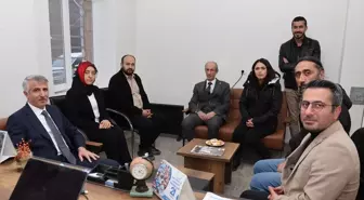Kahramanmaraş Valisi Mükerrem Ünlüer, Anadolu Ajansı Kahramanmaraş Bürosu'nu ziyaret etti