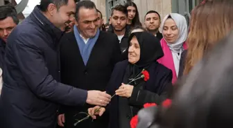 Murat Kurum, Beyoğlu'nda esnaf ve vatandaşlarla buluştu