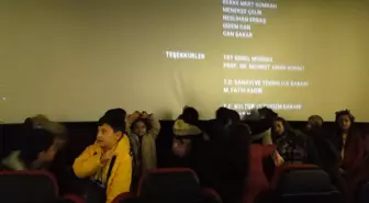 Of İlçesinde İlkokul Öğrencileri Sinemada Animasyon Film İzledi