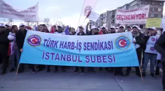 Türk Harb-İş Sendikası İstanbul Şubesi, askeri fabrikalarda düşük ücretler nedeniyle eylem yaptı