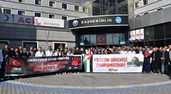 Van'da sağlık çalışanları İsrail'in Gazze'ye yönelik saldırılarına tepki gösterdi