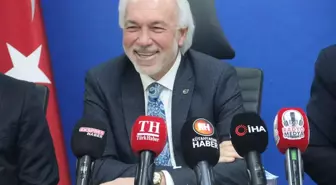 AK Parti Kütahya Belediye Başkan Adayı Kamil Saraçoğlu: '31 Mart'a kadar çalmadık kapı, sıkılmadık el, girmedik gönül bırakmayacağız'