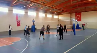 Akkışla'da 100. Yıl Voleybol Turnuvası Sona Erdi