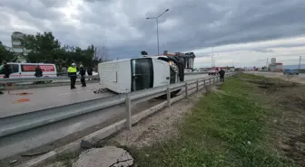 Amasya'da minibüs kazası: Sürücü hayatını kaybetti