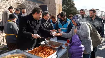 Uşak Belediye Başkanı Mehmet Çakın, seçim çalışmalarına başladı