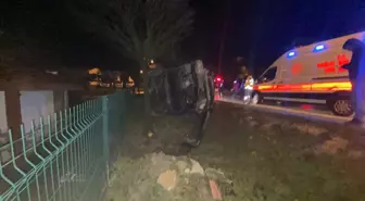 Bolu Mudurnu'da Otomobil Devrildi: Baba ve Oğlu Yaralandı
