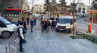 Büyükçekmece'de A Haber muhabirine saldırıya 3 tutuklama