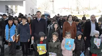 Hakkari'de öğrenciler karnelerini alarak yarıyıl tatiline girdi