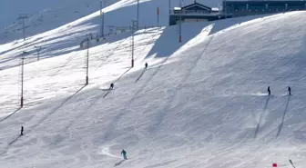 Erzurum ve Kars'taki Kayak Merkezleri Yarıyıl Tatiline Hazır