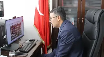 Hakkari Valisi ve Belediye Başkan Vekili Ali Çelik, Öğretmenlere Teşekkür Etti