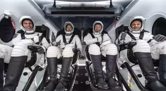 Türkiye'nin İlk Astronotu Alper Gezeravcı Uzaya Gönderildi