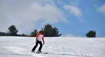 Ardahan Yalnızçam Kayak Merkezi'nde Yeni Sezon Açıldı