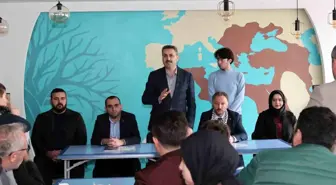 AK Parti Tokat Belediye Başkan Adayı Eyüp Eroğlu, TÜGVA'da Gençlerle Buluştu