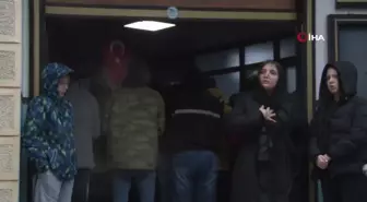 Bayrampaşa'da erkek arkadaşı tarafından öldürülen Nazlı Elmas son yolculuğuna uğurlandı