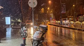 Edirne'de Kar Yağışı Nedeniyle Motosiklet ve Scooter Trafiğe Kapandı