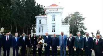 KKTC Cumhurbaşkanı Ersin Tatar, Atatürk Köşkü'nü ziyaret etti