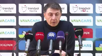 Şota Arveladze: 'İlk yarının son dakikasında gol yedik ama bırakmadık'